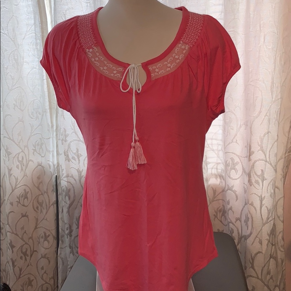 Great northwest indigo pink & White cap sleeves